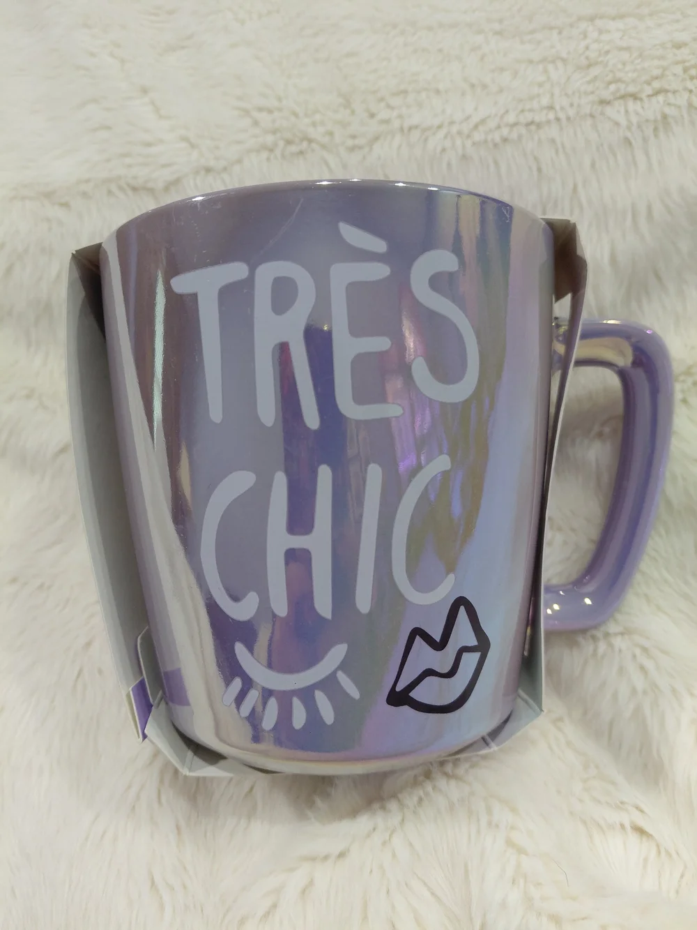NWT Très Chic Iridescent Purple Mug